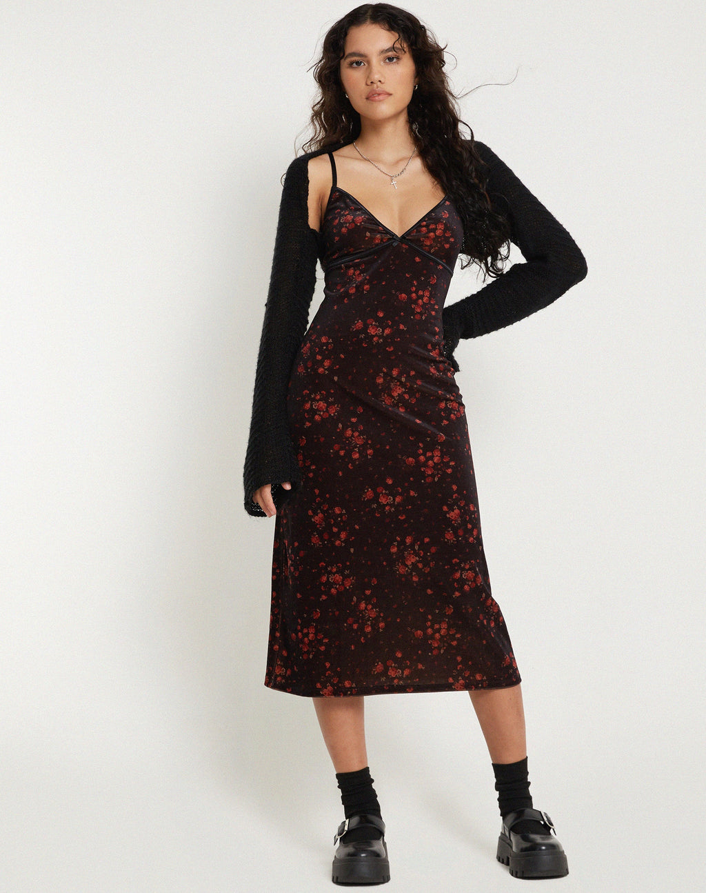 Maxivestido Camelia de terciopelo en racimo de rosas