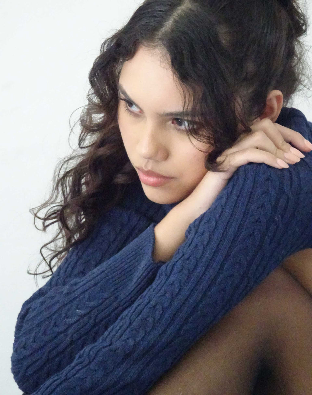 Top de manga larga Canita Arinah en azul marino