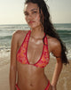 Imagen del sujetador de bikini Cerry en color naranja divertido floral con ribete en contraste