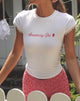 Imagen de Izzy Top en blanco Strawberry Girl Script