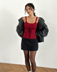 Imagen de Joanie Rib Cami Top en rojo con lazo negro