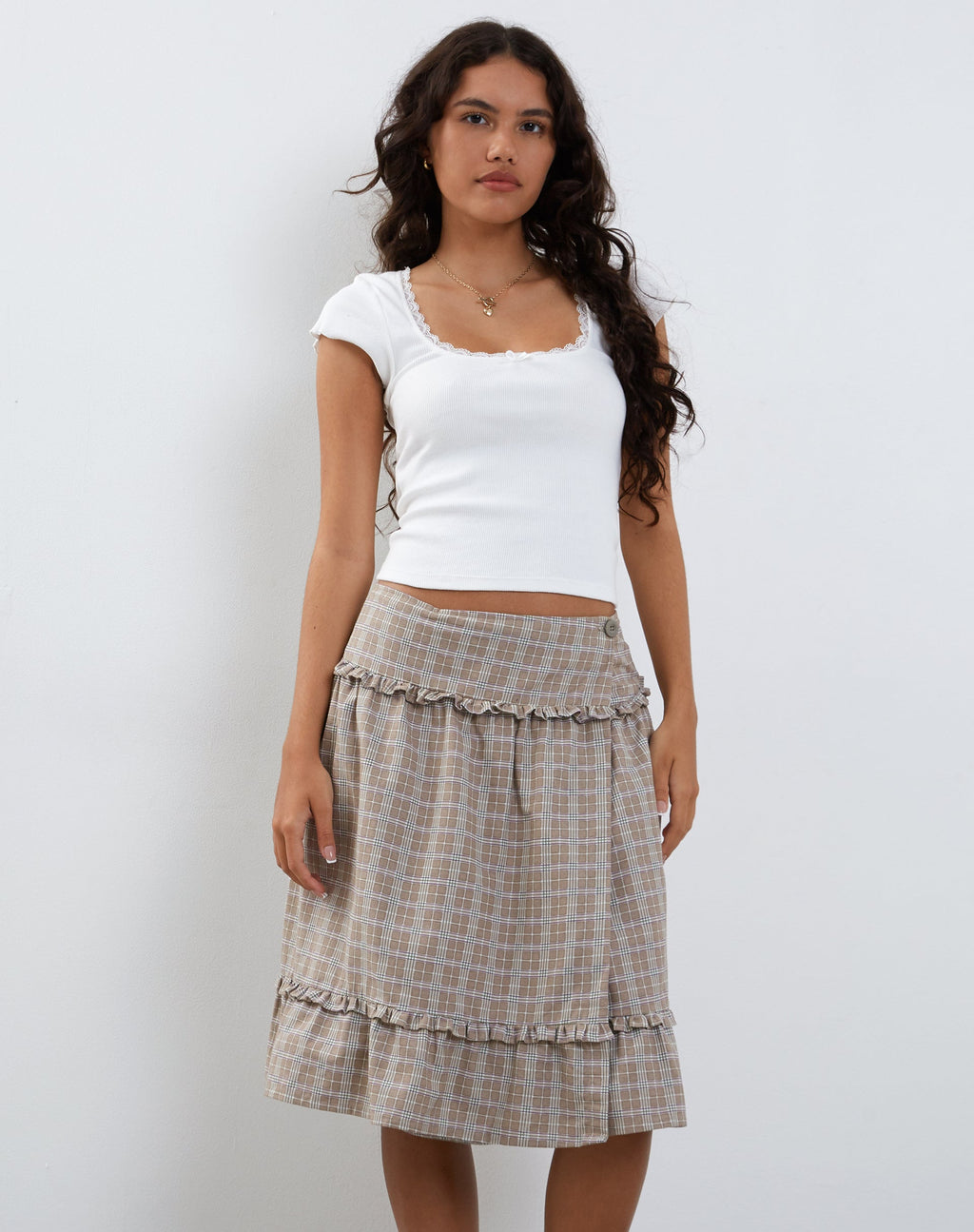 Kasya Falda Midi Envolvente con Dobladillo de Volantes en Cuadros Topo