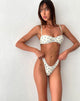 Imagen del sujetador de bikini Pali en racimo floral azul con ribete de piquots