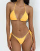 Imagen de braguita de bikini Lentra naranja claro con tachuelas
