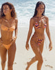 imagen de la braguita de bikini Leyna en Abstract Art Pink
