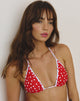 Imagen del sujetador de bikini Pami rojo con corazones blancos
