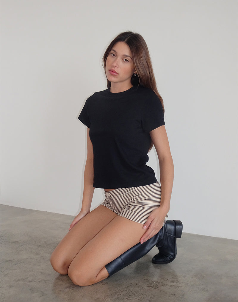 Top Sakha en negro liso