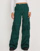 Image of Saul Pantalón Cargo Verde Botella con Pespuntes Blancos