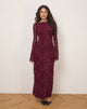 Imagen del vestido Shaleed en flor botánica Granate