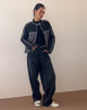 Imagen de Skater Low Rise Jean en negro vintage con puntada superior blanca