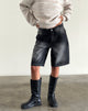 Imagen de Low Rise Skater Short en negro extremo