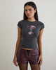 Imagen de Sutin Tee in Beluga Grey with Martini Girl Graphic