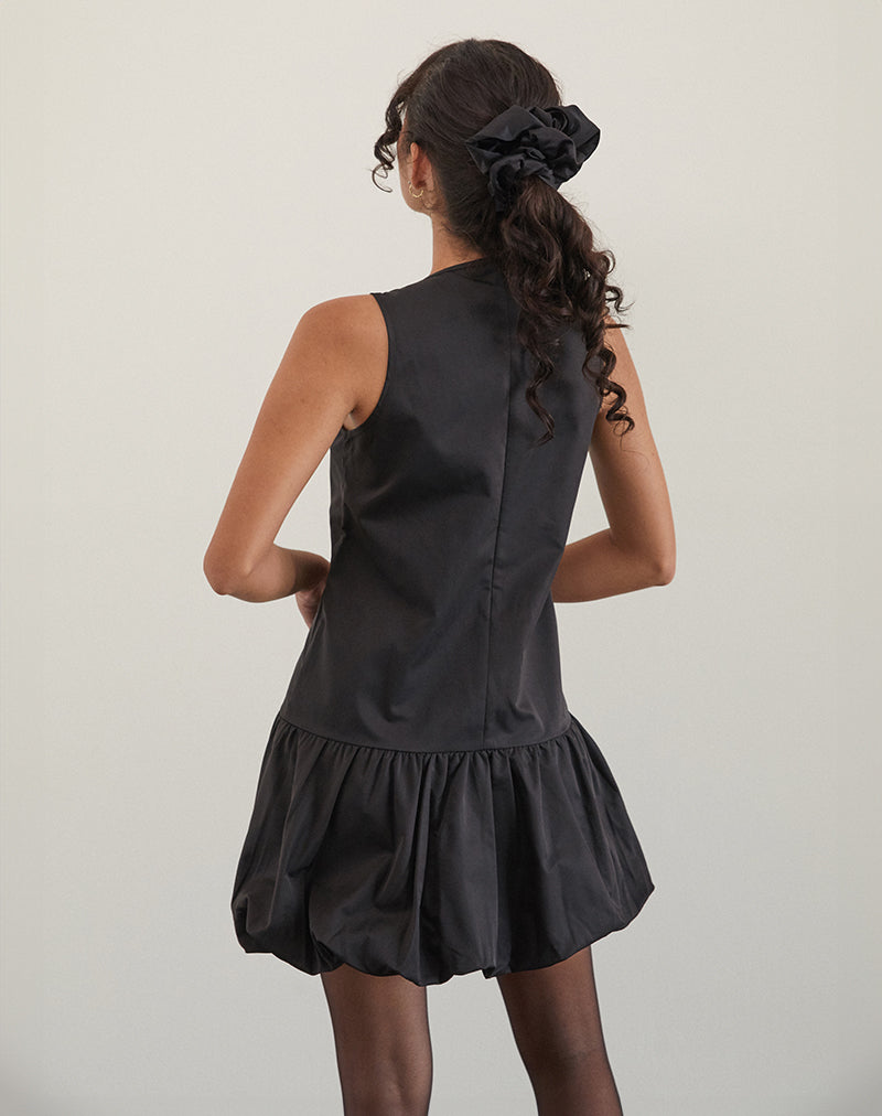 Tamilo Bubble Hem Mini Vestido en Negro