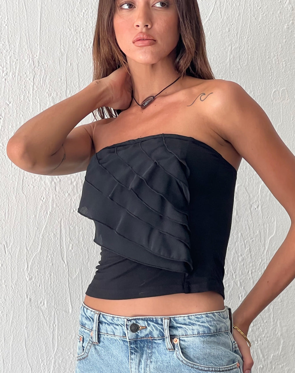 Bandeau con volantes Wayan en negro