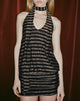 Imagen del vestido Daphnis Mini Backless Halterneck Dress in Lurex Gold Stripe