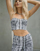 Imagen de Zipshi Crop Top en serpiente