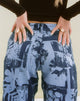imagen de MOTEL X OLIVIA NEILL Low Rise Parallel Jean en Photo Collage Azul