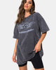 Imagen de Sunny Kiss Tee en Stone Wash con Angelo