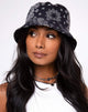 Image of Sombrero de cubo en bandana Negro Colocación