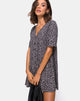 Imagen de Crosena Swing Dress in Ditsy Rose Negro