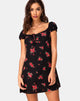 Imagen de Gaval Mini Dress in Soi Rose Negro y Rojo
