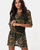 Imagen del vestido Harlow en flocado animal lima