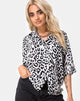 Imagen de Camisa Hawaiana en Mono Animal Gris y Blanca