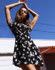 Imagen de Zavacca Tea Dress in Grunge Daisy Floral