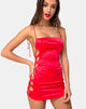 Imagen del minivestido Laticia de satén rojo