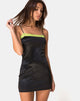 Imagen del vestido Selah de satén negro con encaje lima