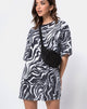 Imagen de Sunny Kiss Oversize Tee in Trippy Zebra Clear Sequin