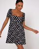 Imagen de Thalia Babydoll Dress in 90s Daisy Black and White