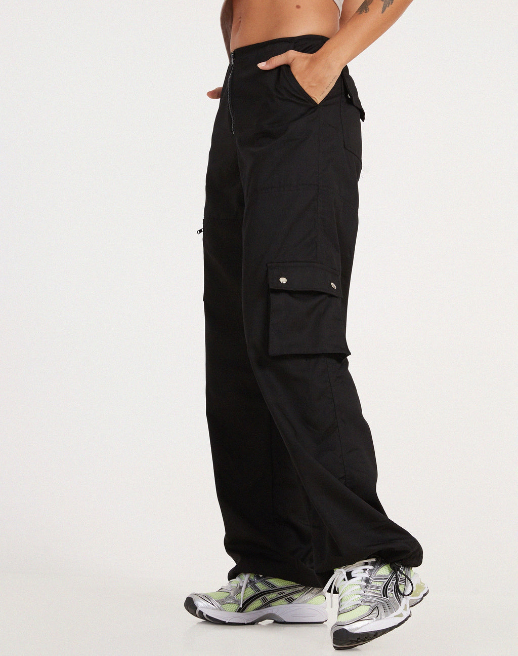 Pantalón cargo Xander de algodón perforado negro