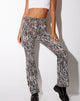 Imagen de Zoven Flare Trouser en Zebra Vertical