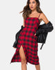 Imagen del vestido Kaoya de cuadros rojos y negros