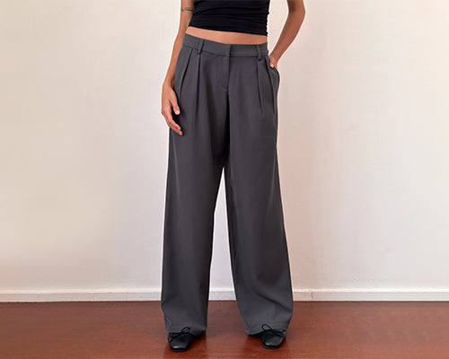 PANTALONES CON TIRANTES