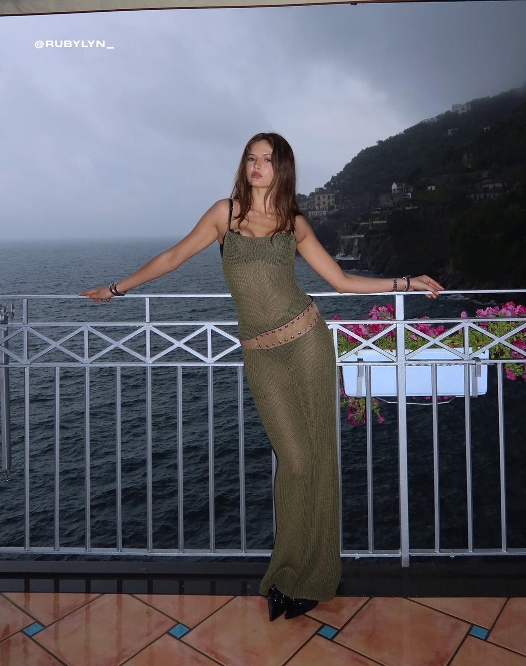 Maxi Vestido de Punto Norila en Oliva