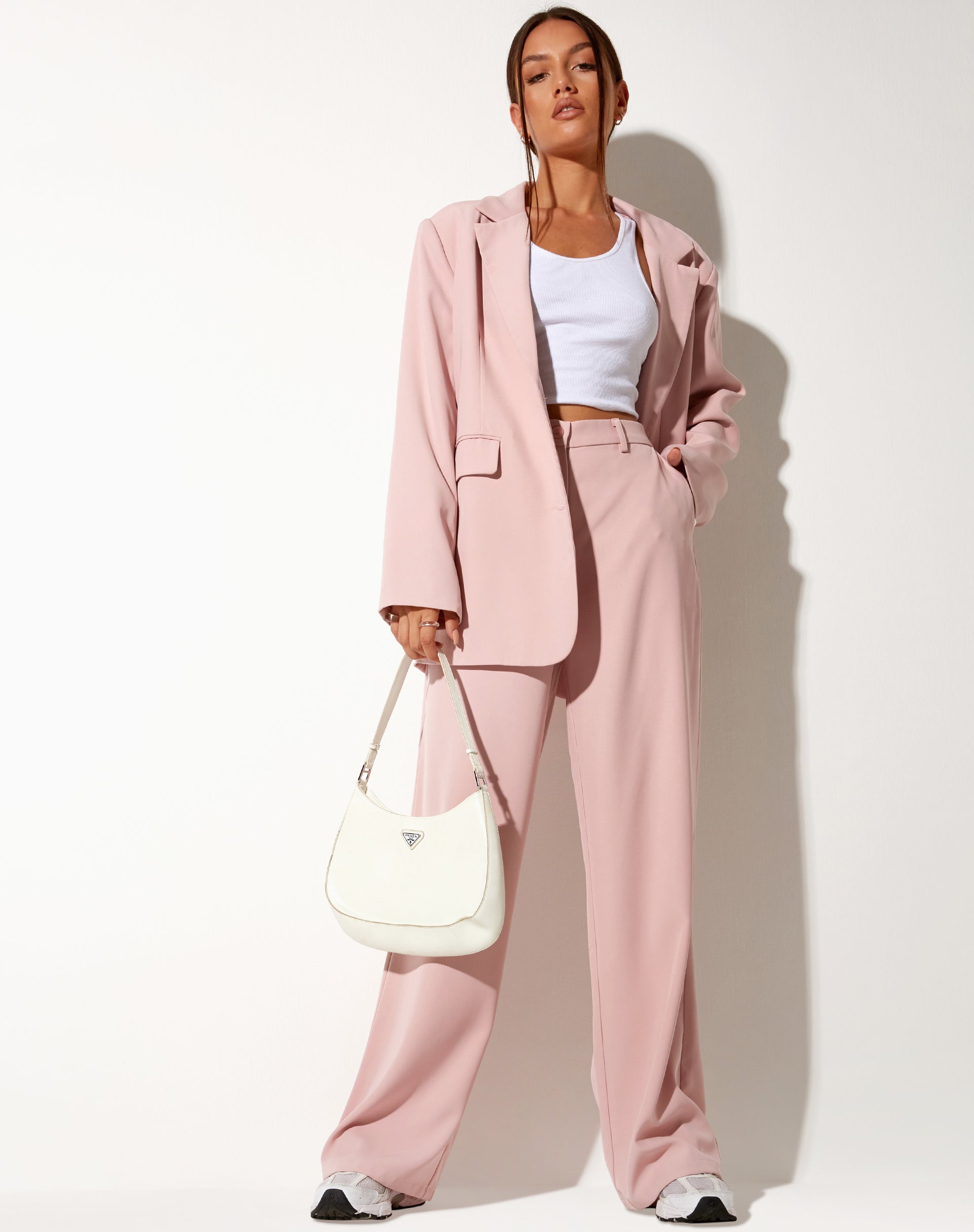 Imagen del pantalón Abba en rosa suave