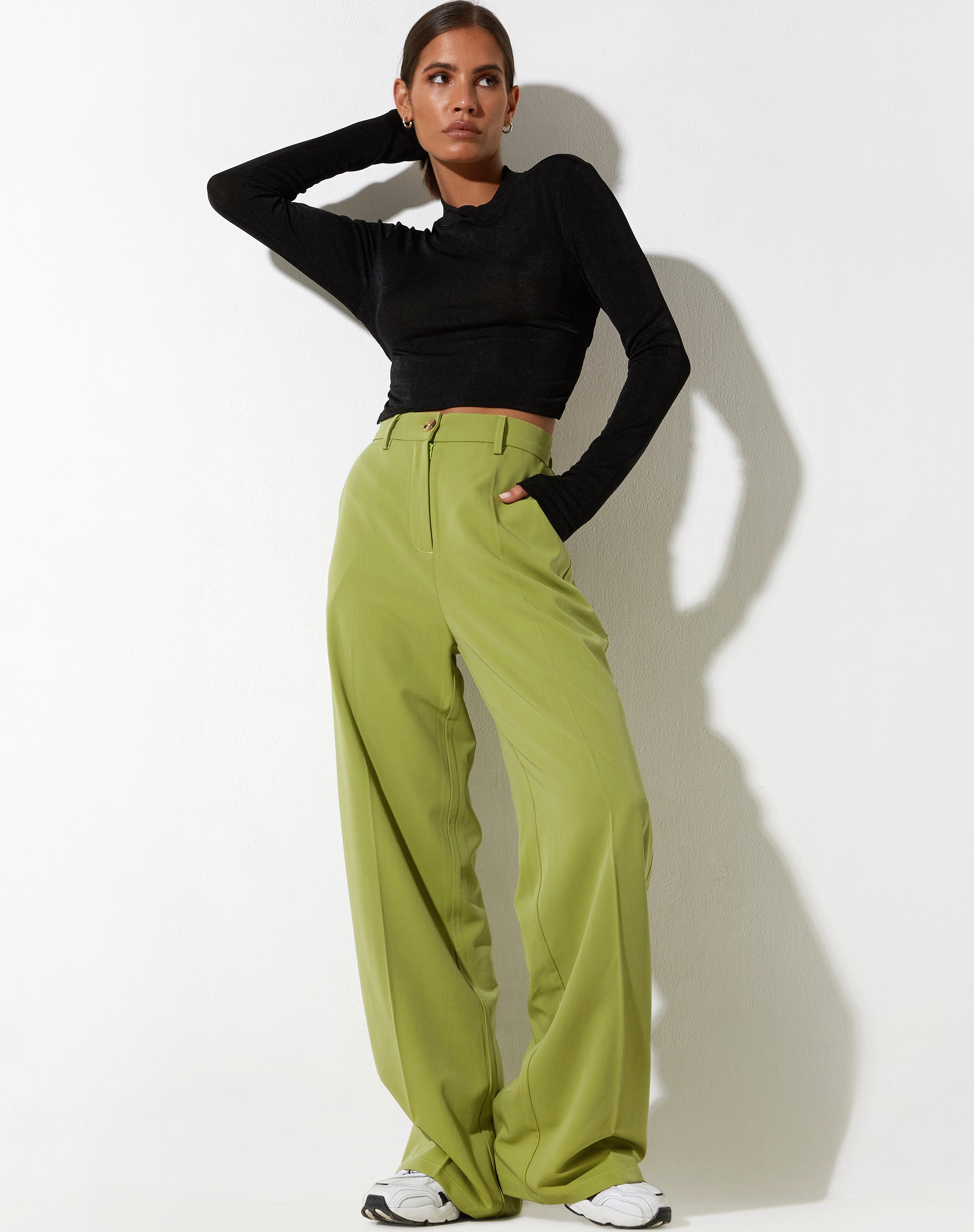 imagen de Abba Straight Leg Trouser en Tailoring Apple Green