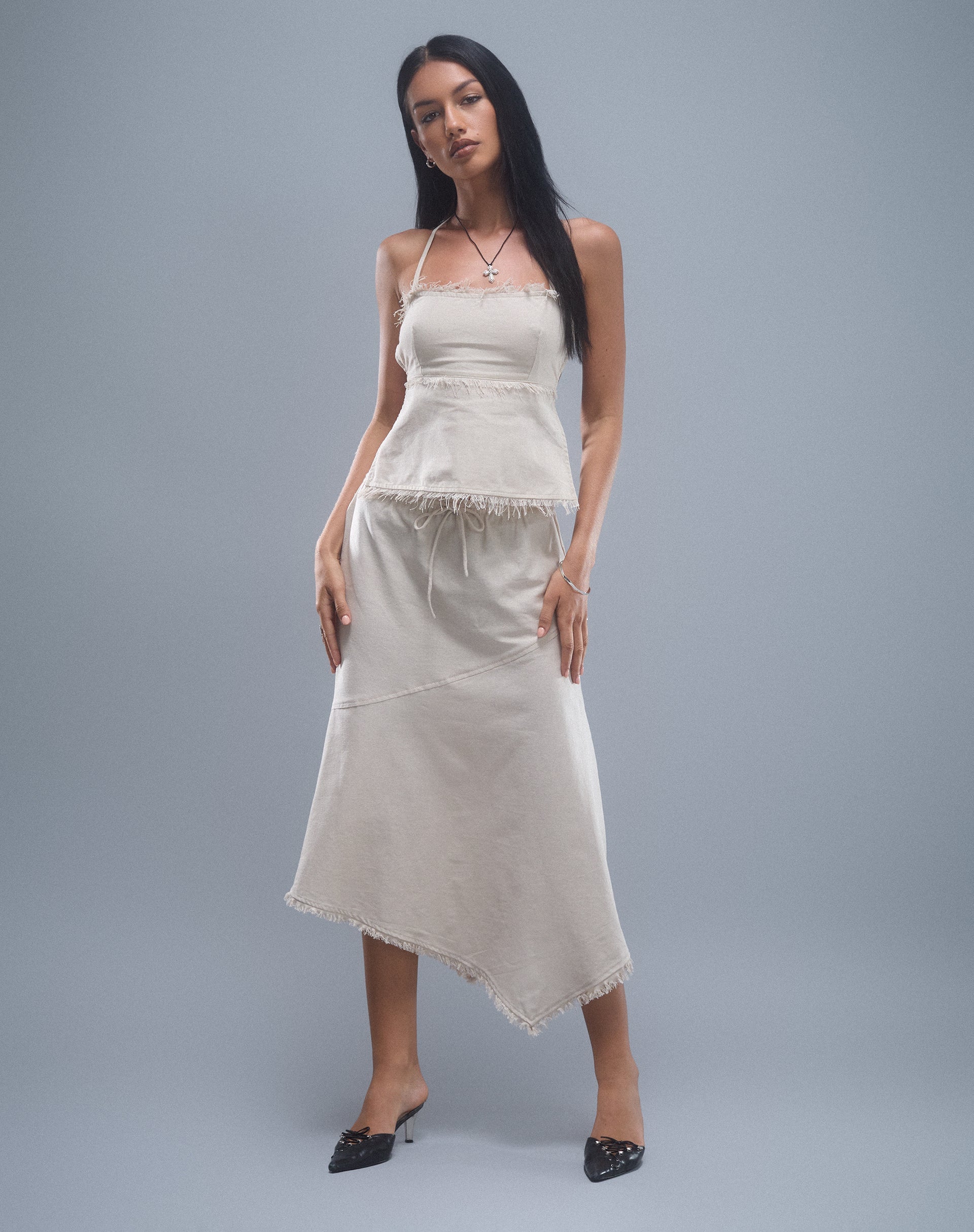Imagen de Aine Top Cuello Haltern en Lino Crudo
