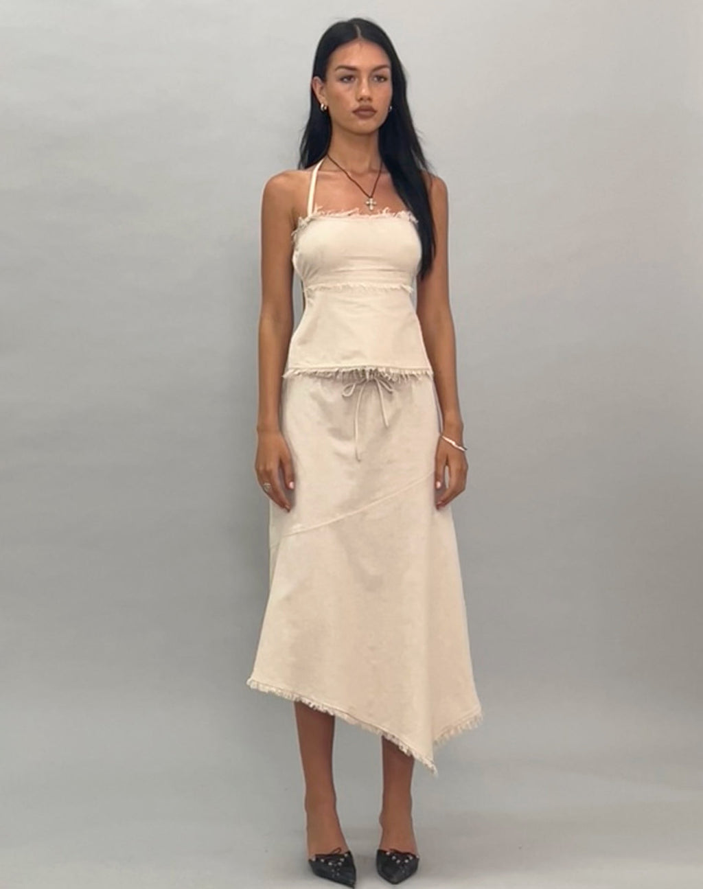 Yvaine Falda Midi Asimétrica en Crudo