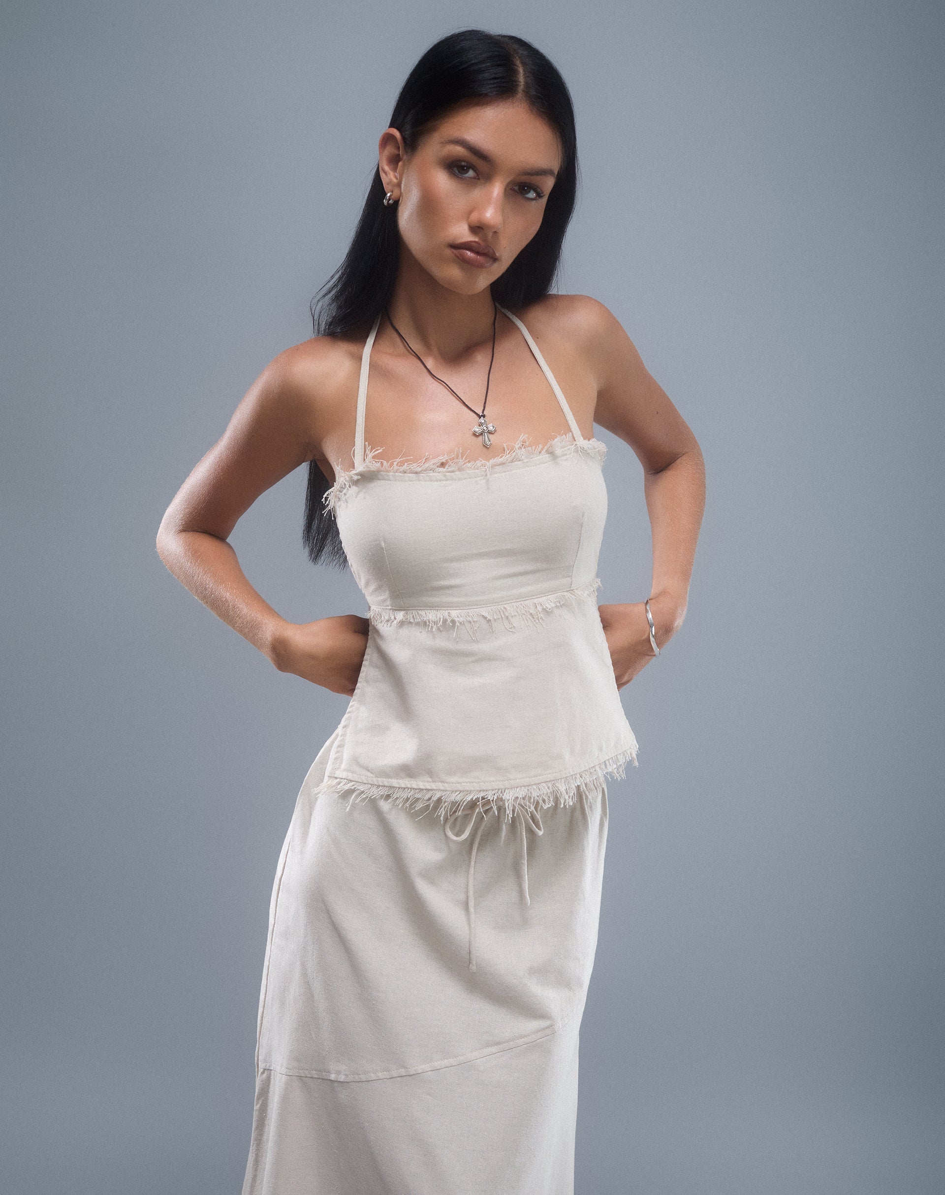Imagen de Aine Top Cuello Haltern en Lino Crudo