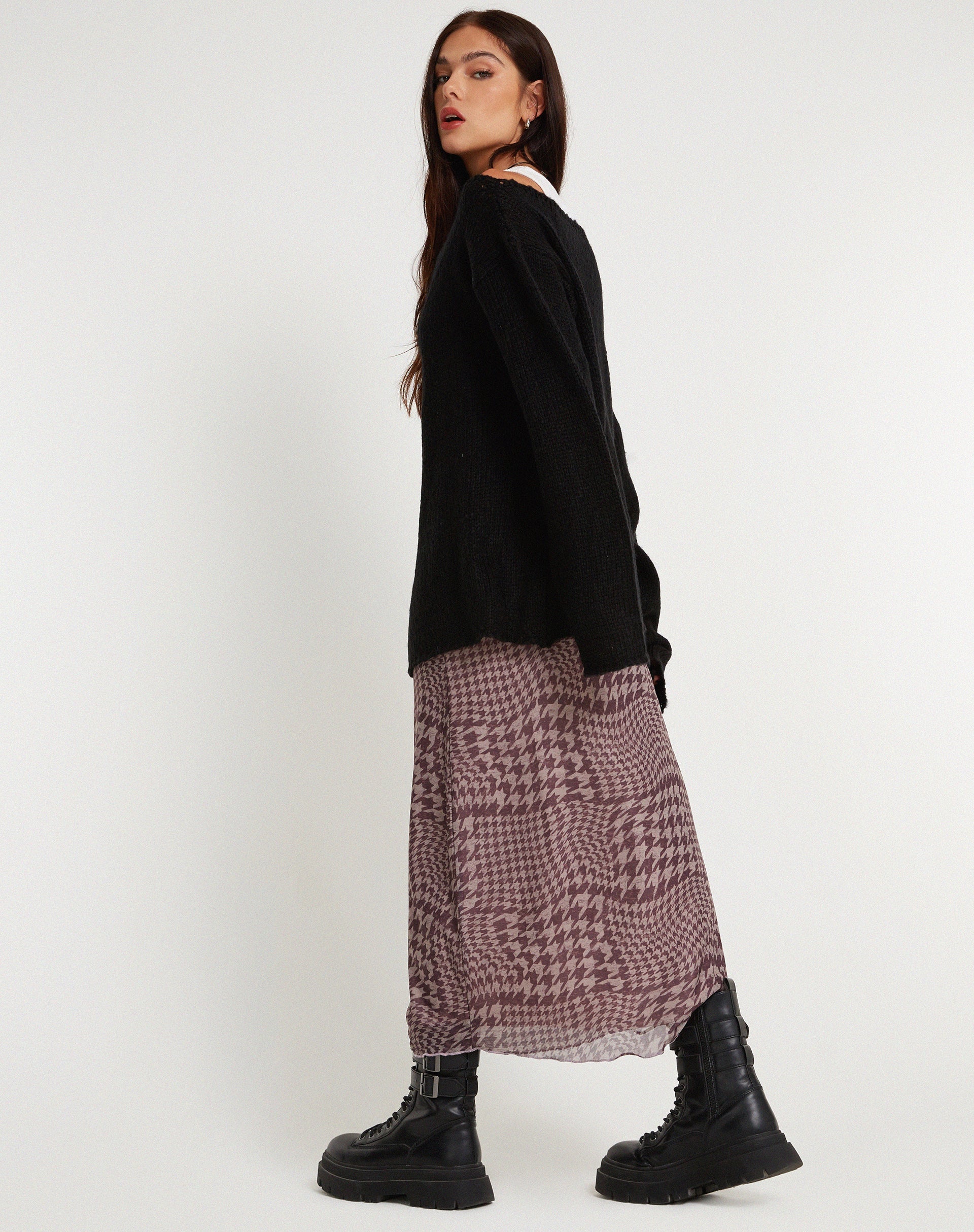imagen de Akohara Laddered Knitted Top in Black