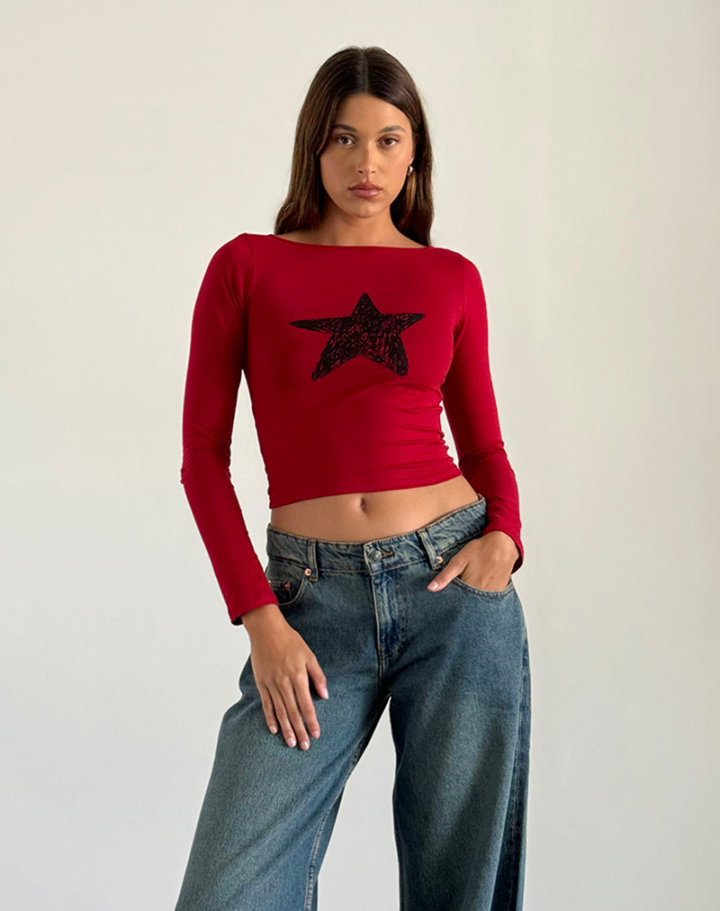Image of Amabon Top de manga larga en rojo adrenalina con estrella negra