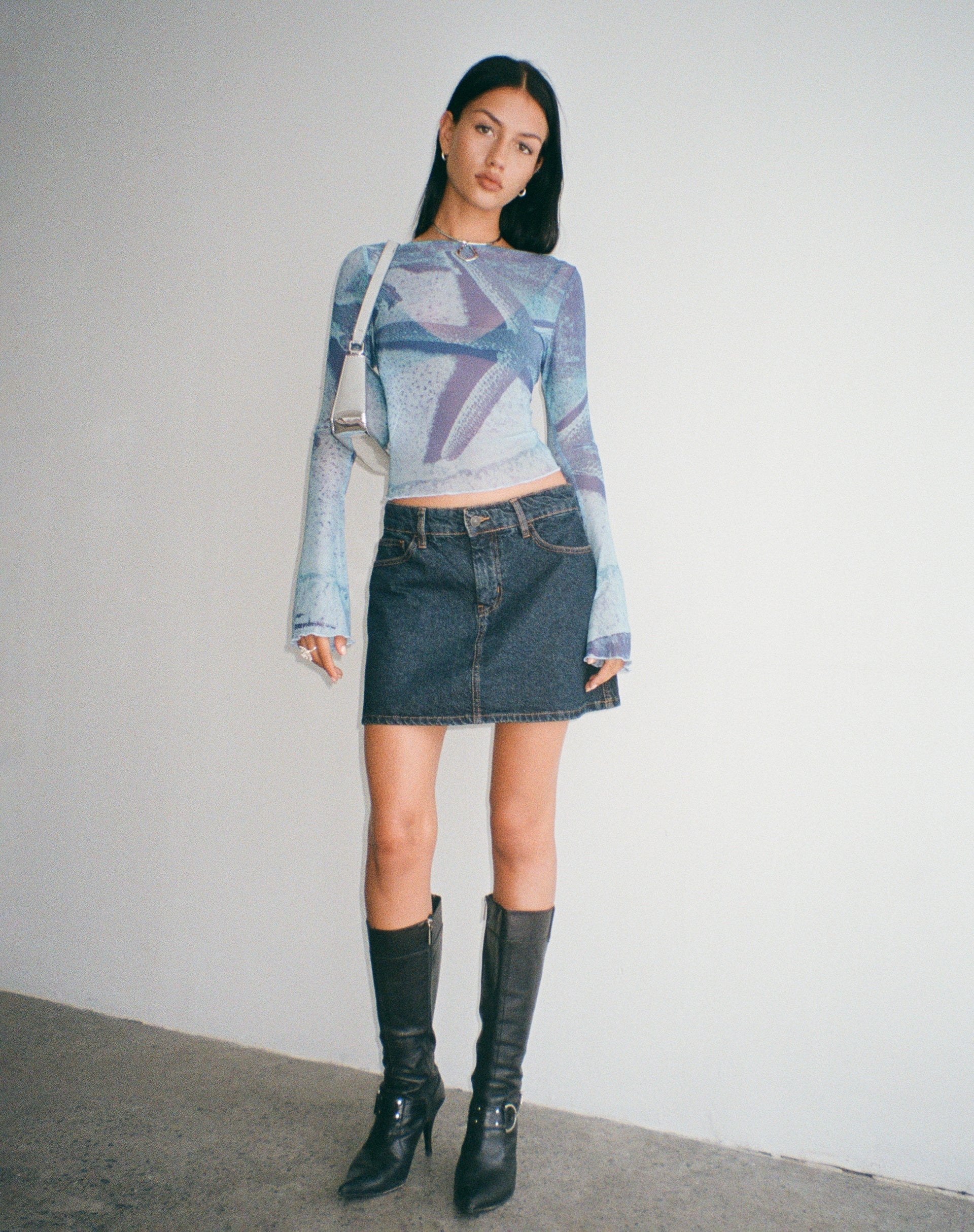 Imagen de Anchi Mesh Long Sleeve Top in Blue Starfish Photoprint