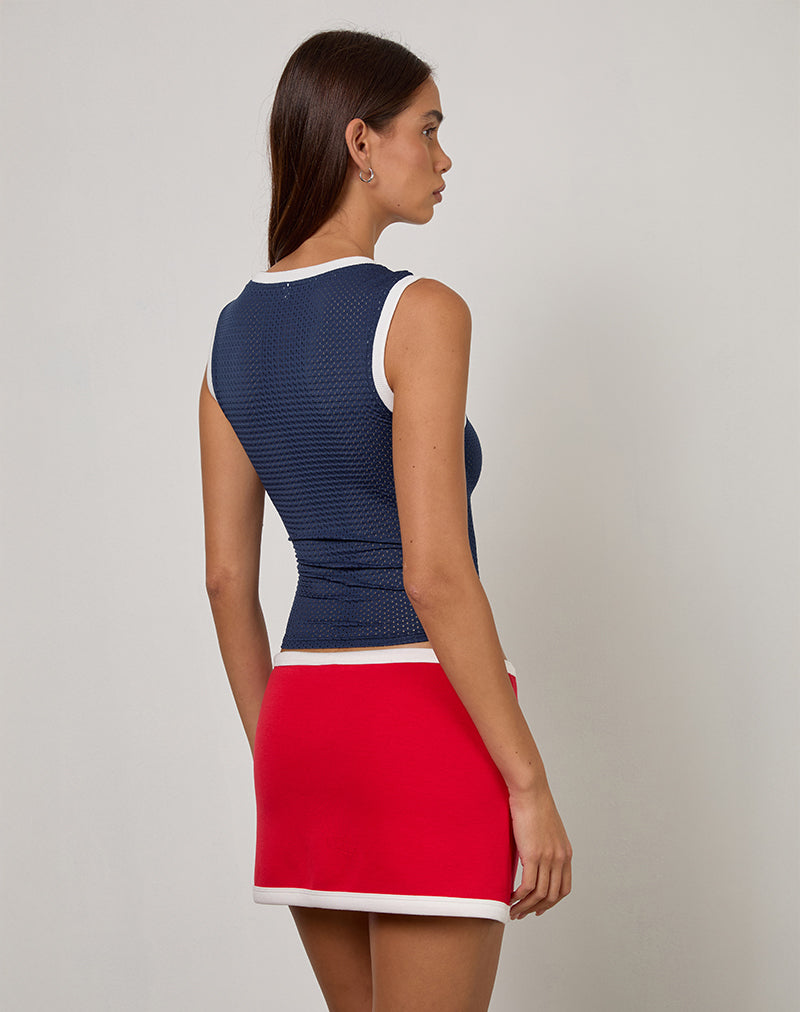 Imagen de Monlo Top en Airtex azul marino con raya roja