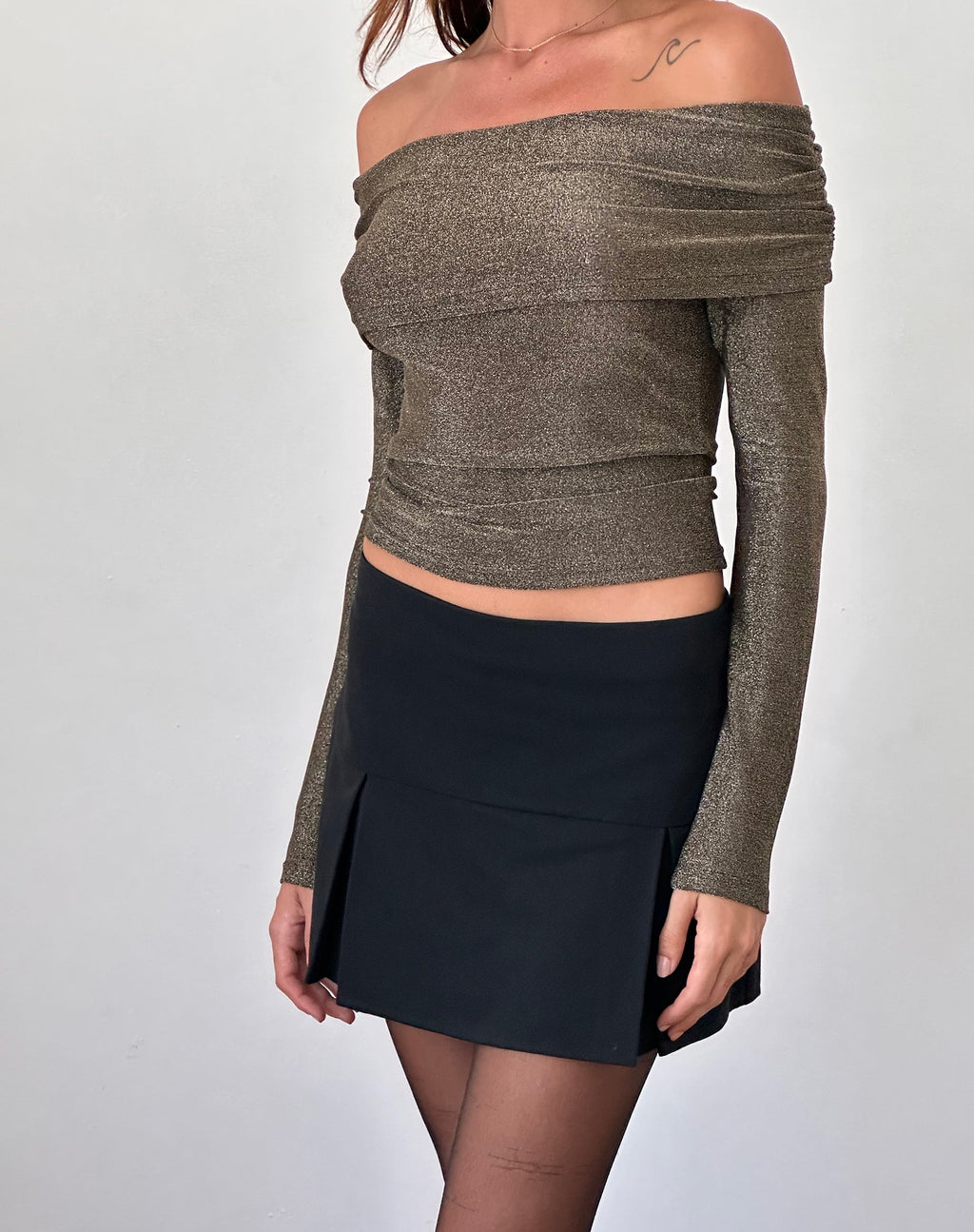 Top Bardot de Manga Larga Andi en Lúrex Dorado