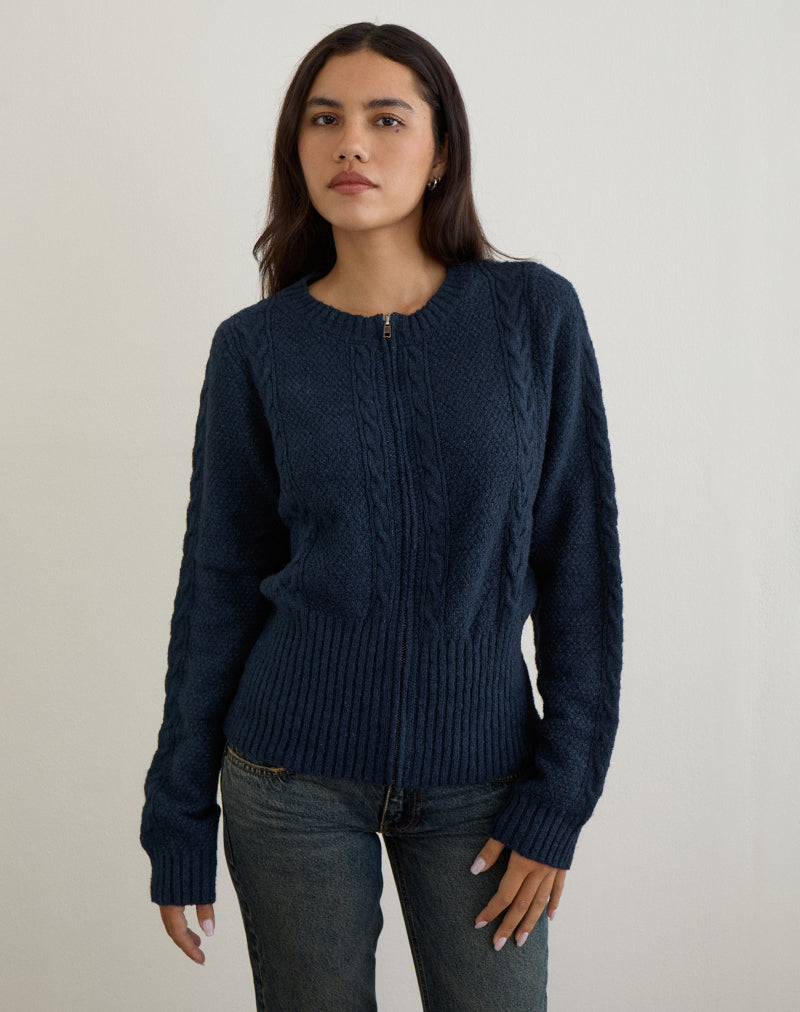 Imagen de Anitra Cardigan en Cable Knit Navy