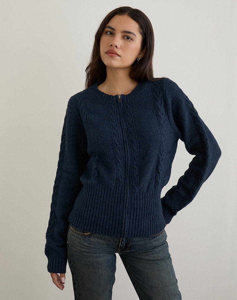 Imagen de Anitra Cardigan en Cable Knit Navy