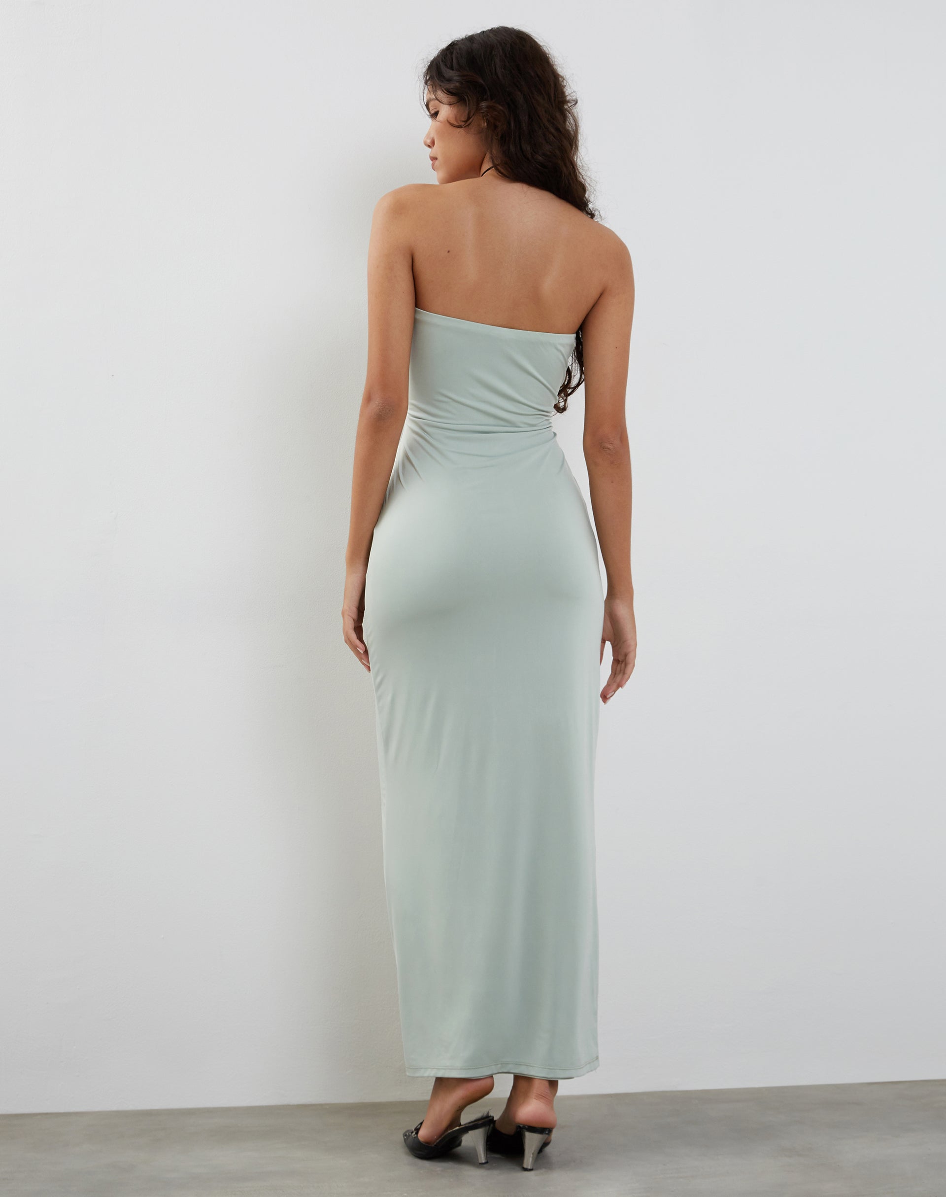 Imagen de Annalise Bandeau Slinky Maxi Dress in Mint